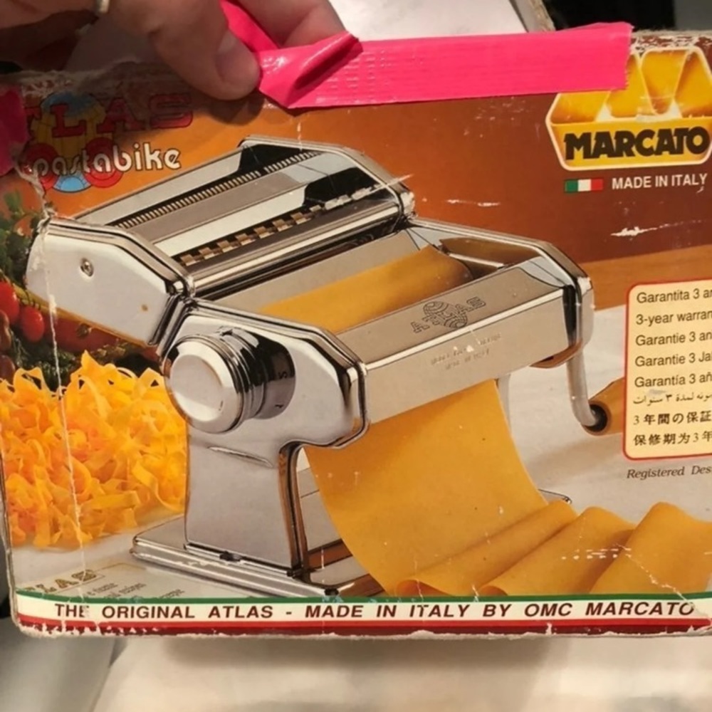 Good condition pasta maker